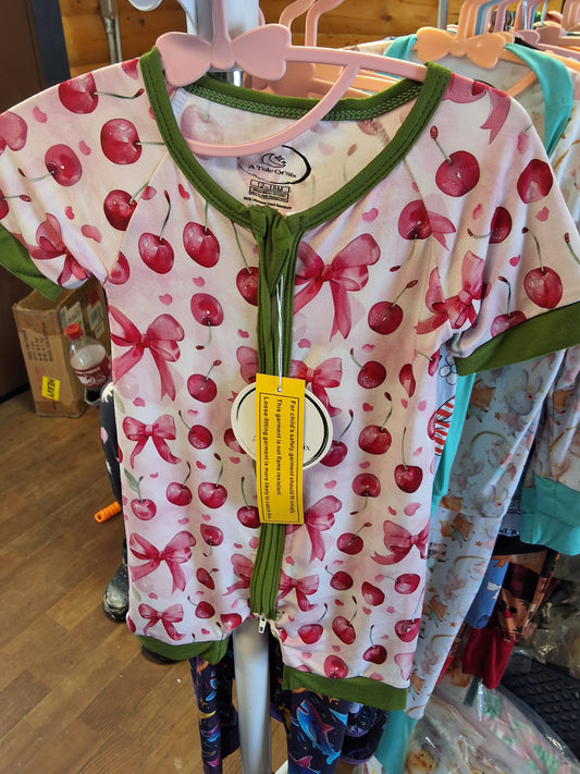 Cherry Knot Shortie